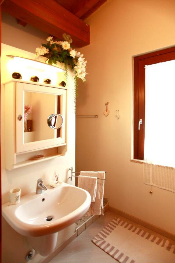B&B Campovolo Monzambano Exteriör bild