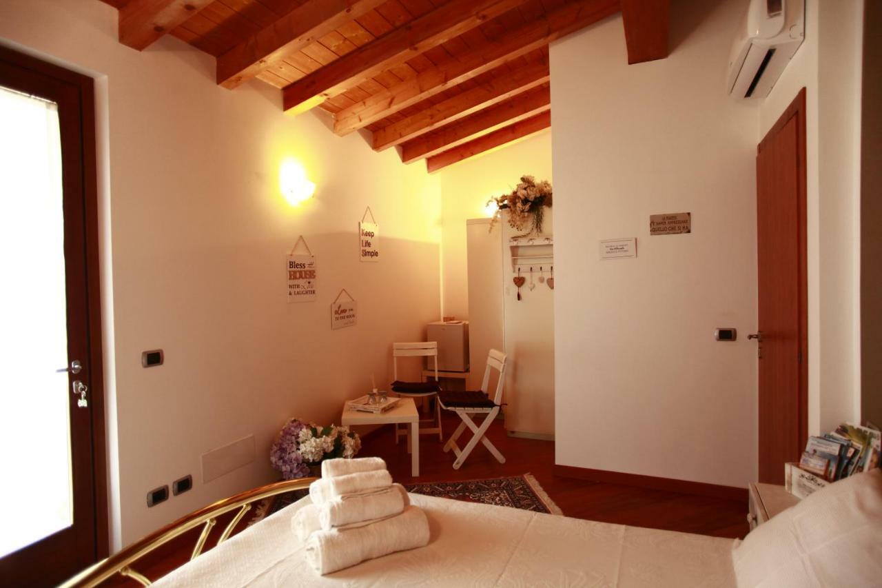 B&B Campovolo Monzambano Exteriör bild